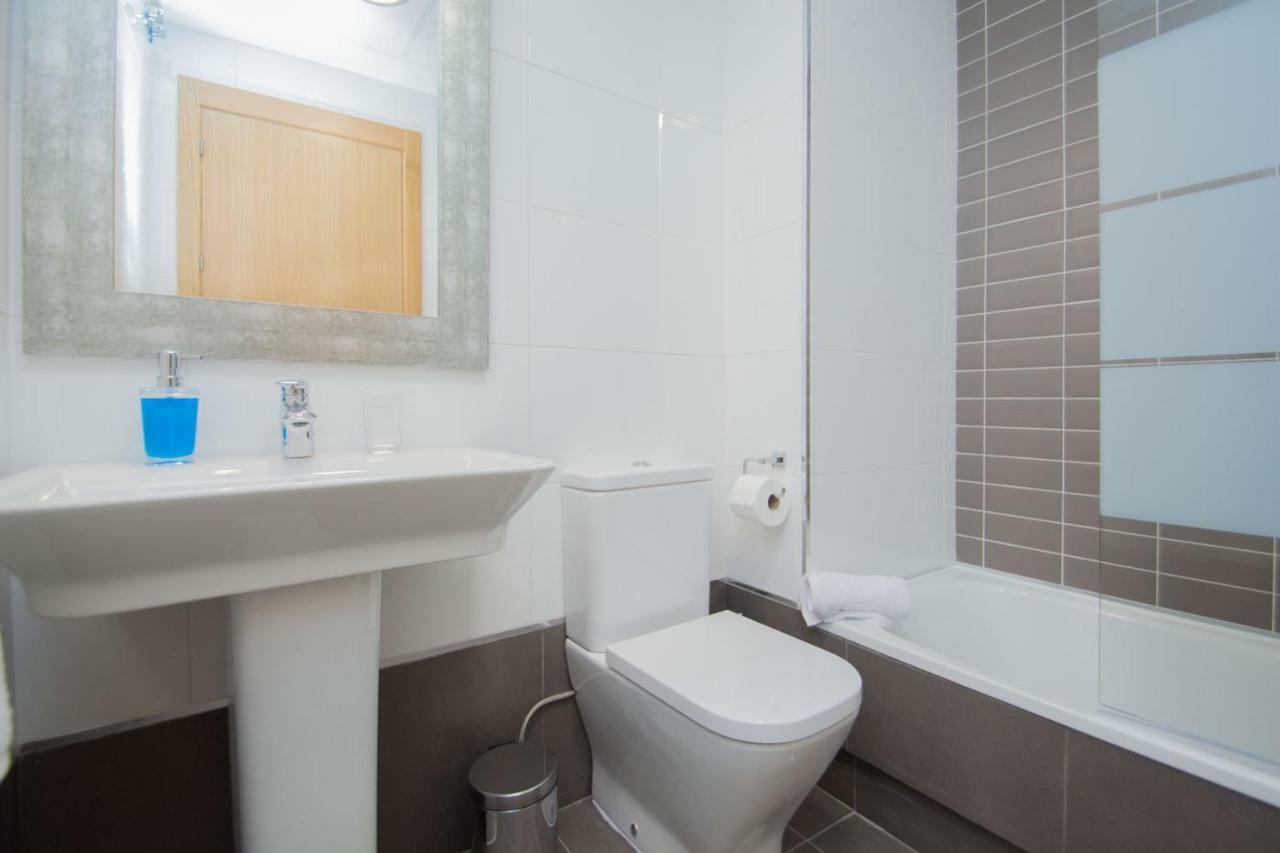 Enjoygranada Arabial 5A - Pool & Free Parking Lägenhet Exteriör bild