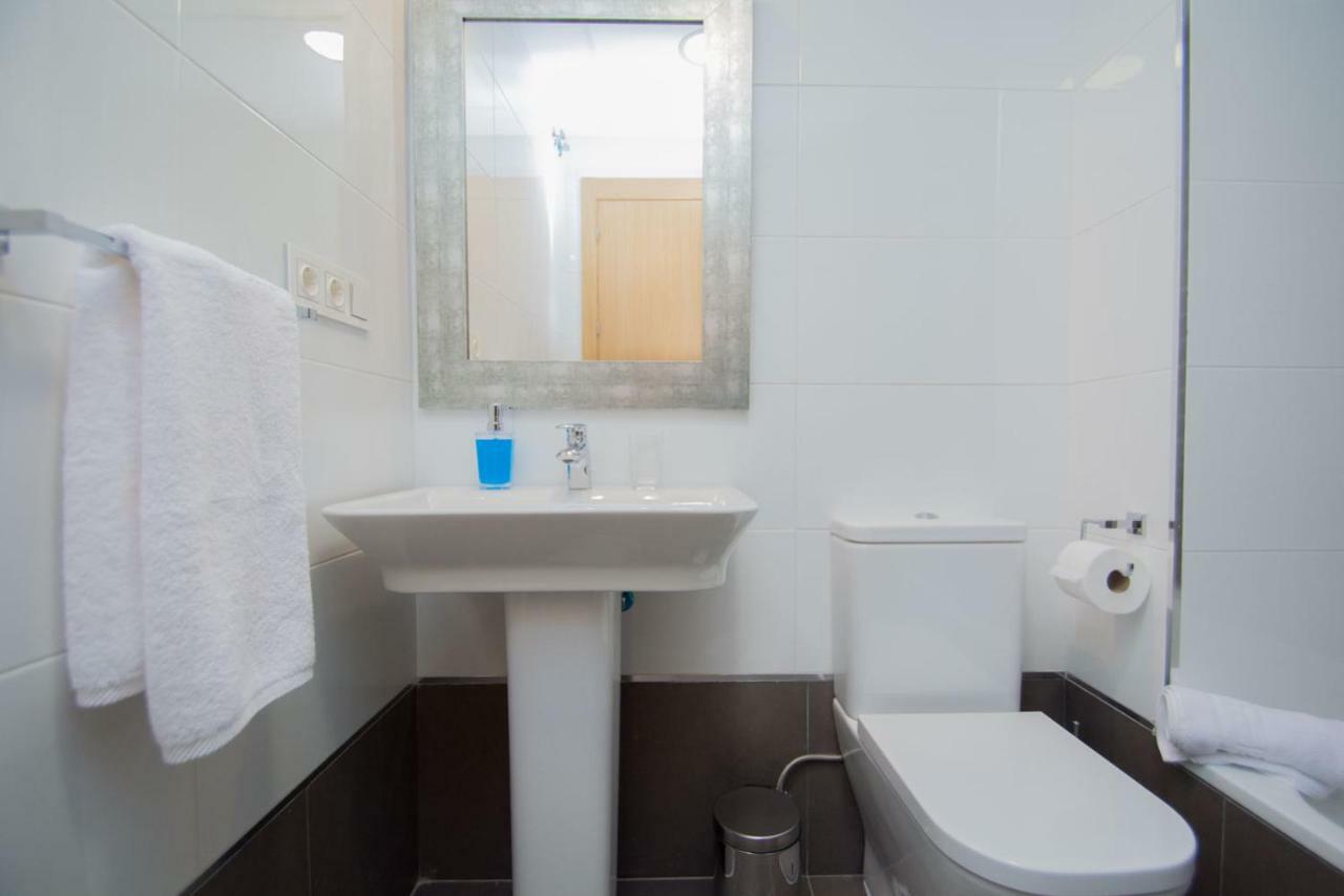 Enjoygranada Arabial 5A - Pool & Free Parking Lägenhet Exteriör bild